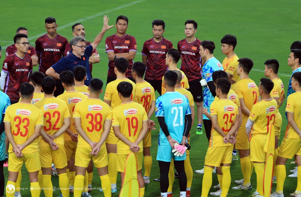 34 cầu thủ Việt Nam được triệu tập chuẩn bị cho VCK Asian Cup 2023 -1