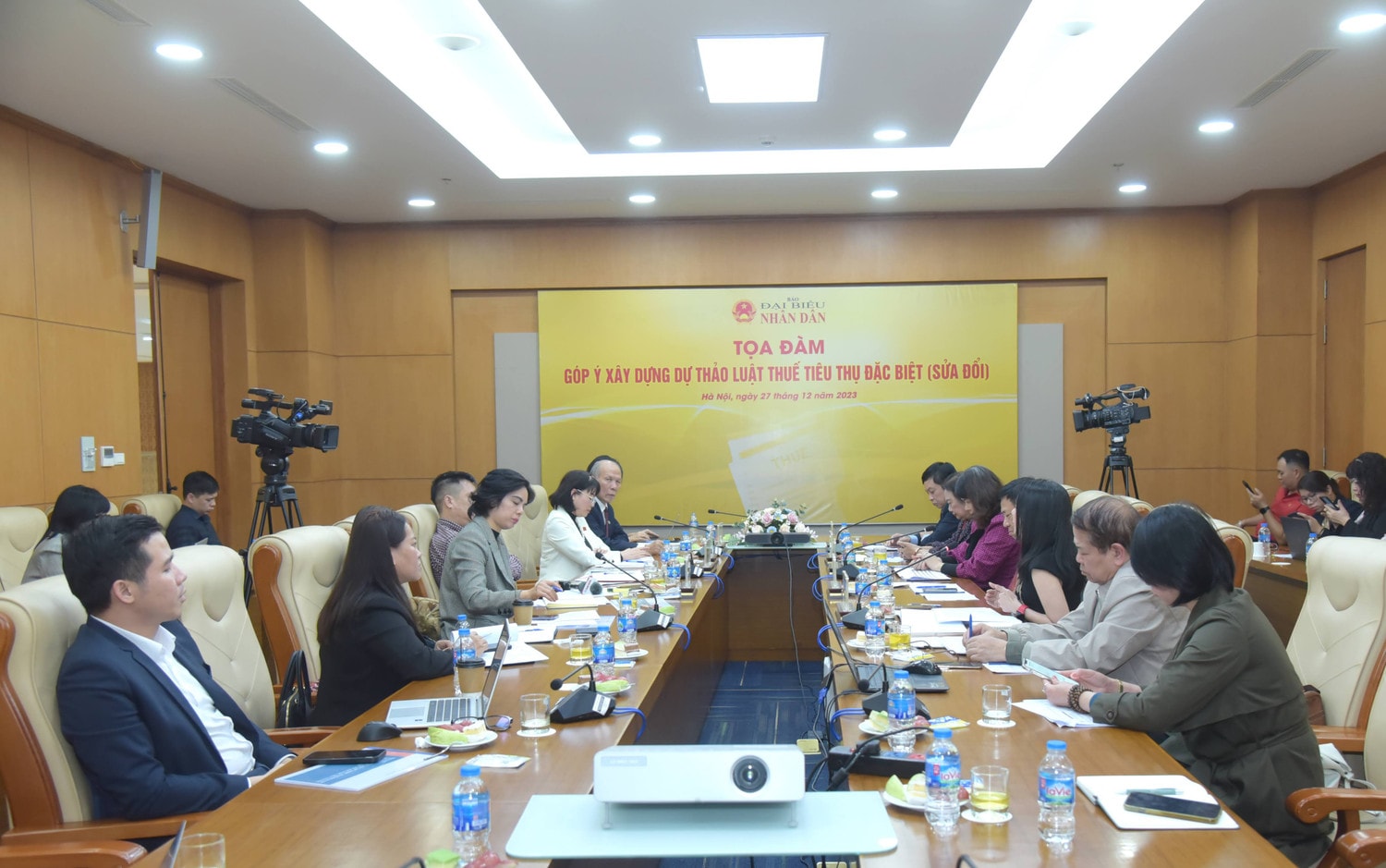 Đã đến lúc áp dụng mô hình thuế hỗn hợp ảnh 6 Đã đến lúc áp dụng mô hình thuế hỗn hợp