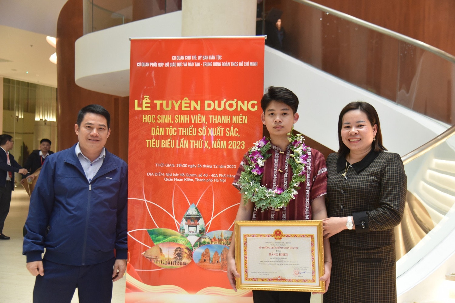 Tuyên dương 143 học sinh, sinh viên, thanh niên dân tộc thiểu số xuất sắc, tiêu biểu năm 2023 -0