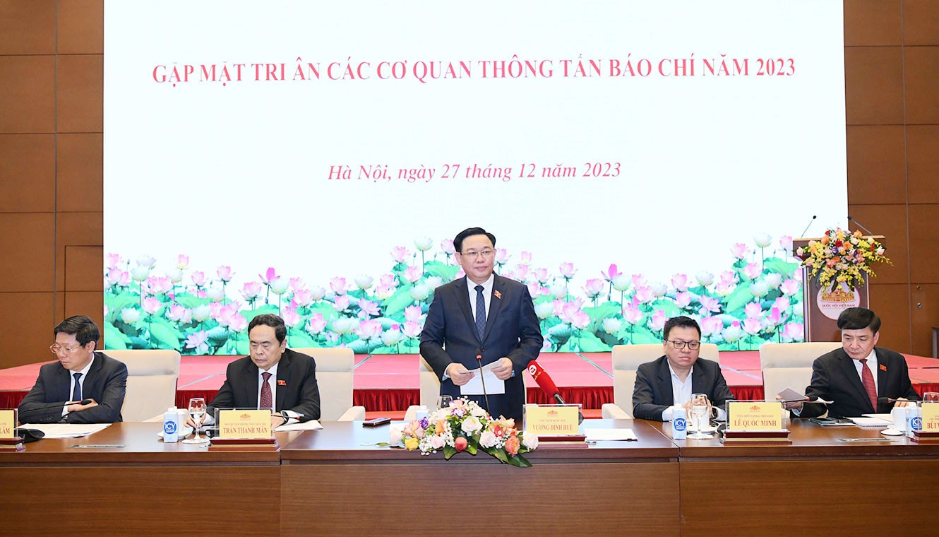 Chủ tịch Quốc hội Vương Đình Huệ: Tập trung hoàn thiện khung khổ pháp lý để phát huy mạnh mẽ vai trò của báo chí cách mạng -0