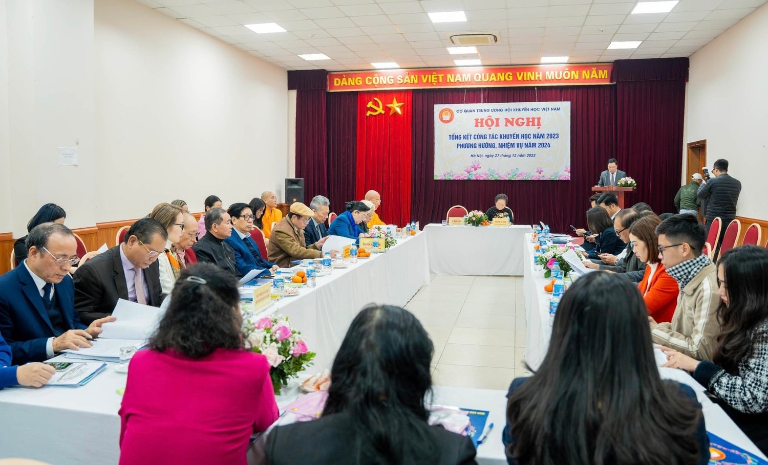 Chùa Ba Vàng ủng hộ Chương trình Nhân tài Đất Việt 500 triệu đồng -0