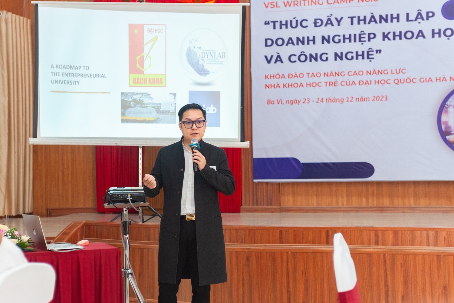 Đại học Quốc gia Hà Nội thúc đẩy thành lập doanh nghiệp khoa học và công nghệ -0
