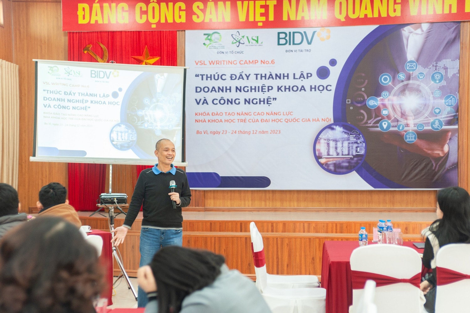 Đại học Quốc gia Hà Nội thúc đẩy thành lập doanh nghiệp khoa học và công nghệ -0