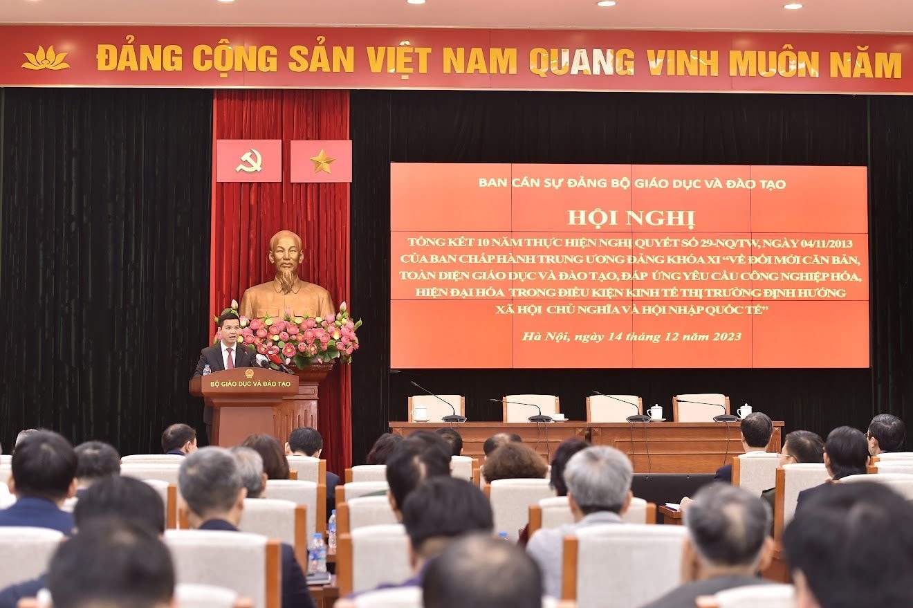 Nhìn lại 10 dấu ấn của giáo dục Việt Nam năm 2023 -0