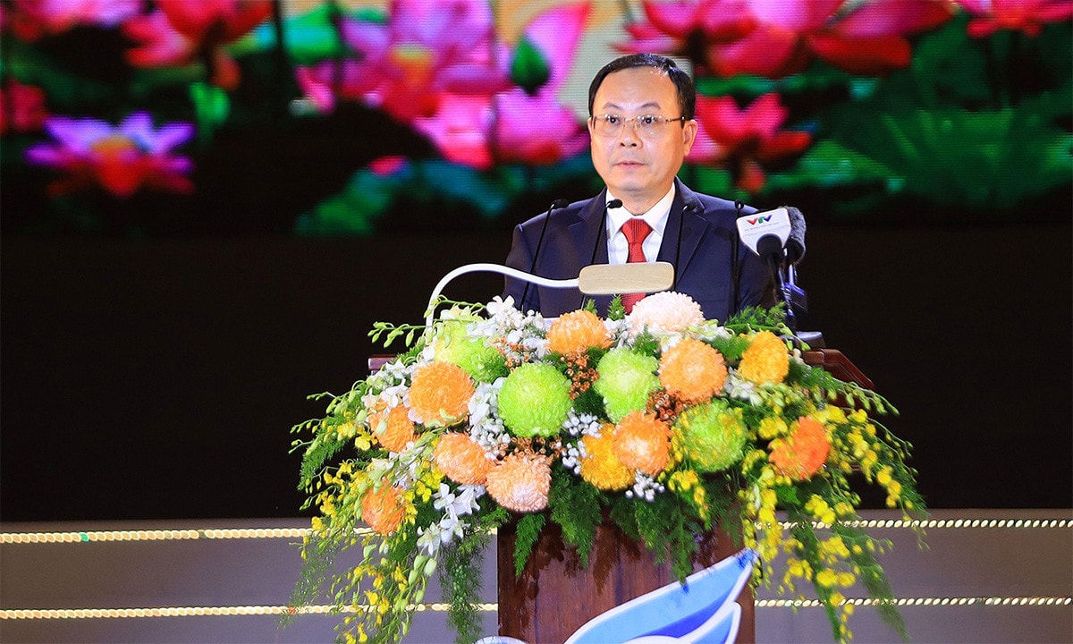 Chủ tịch nước Võ Văn Thưởng dự Lễ kỷ niệm 20 năm thành lập Thành phố Cần Thơ -2