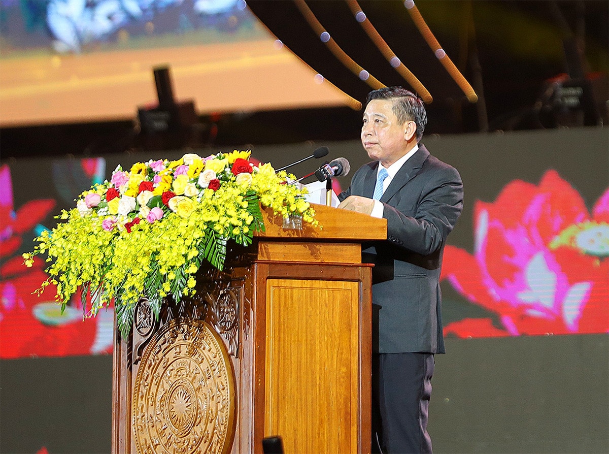Chủ tịch nước Võ Văn Thưởng dự Lễ kỷ niệm 20 năm thành lập tỉnh Hậu Giang -4
