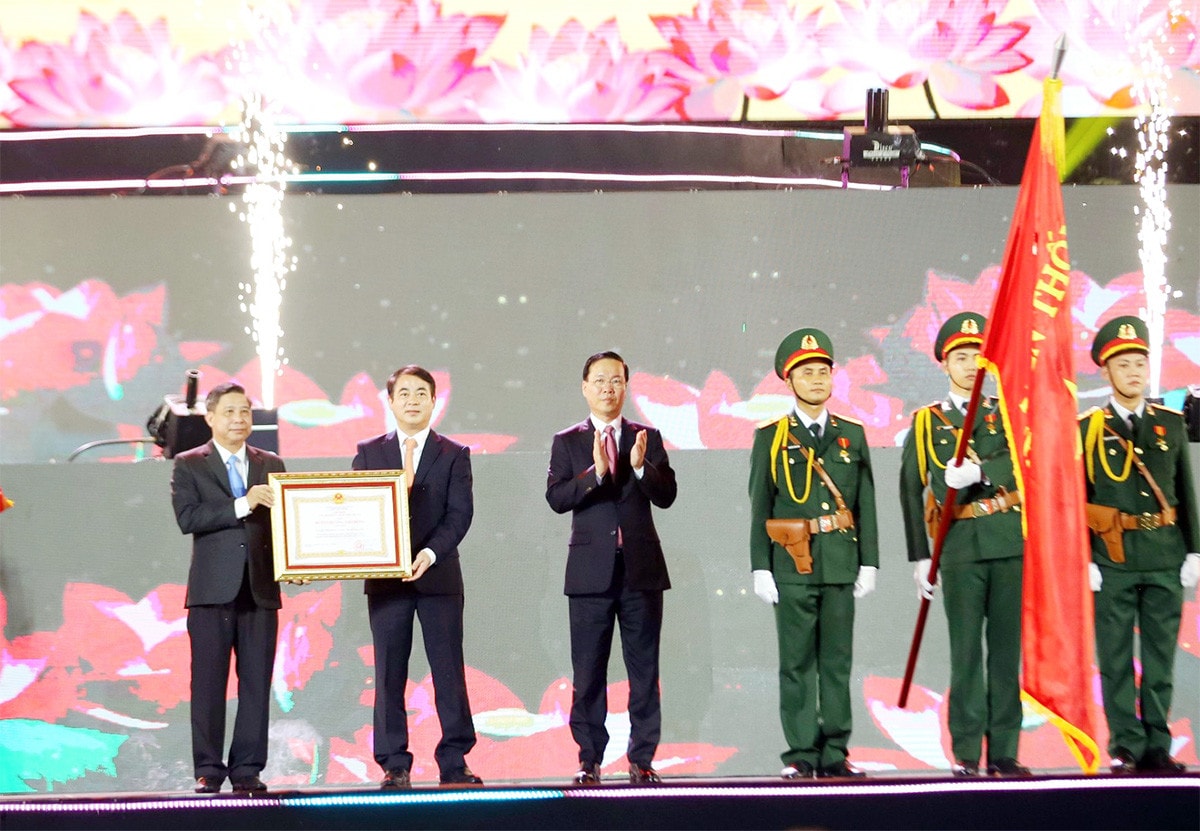 Chủ tịch nước Võ Văn Thưởng dự Lễ kỷ niệm 20 năm thành lập tỉnh Hậu Giang -2