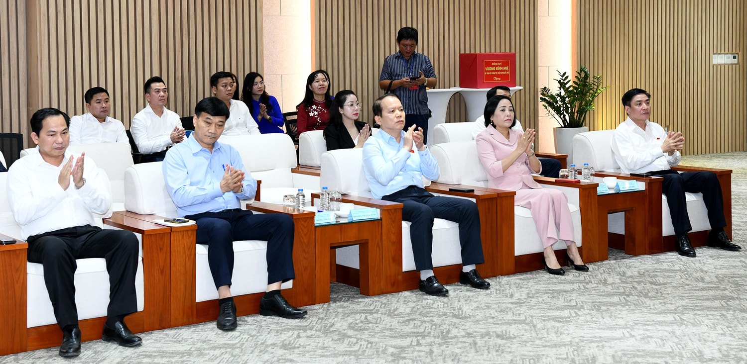 Chủ tịch Quốc hội Vương Đình Huệ thăm và làm việc tại Bà Rịa - Vũng Tàu -0