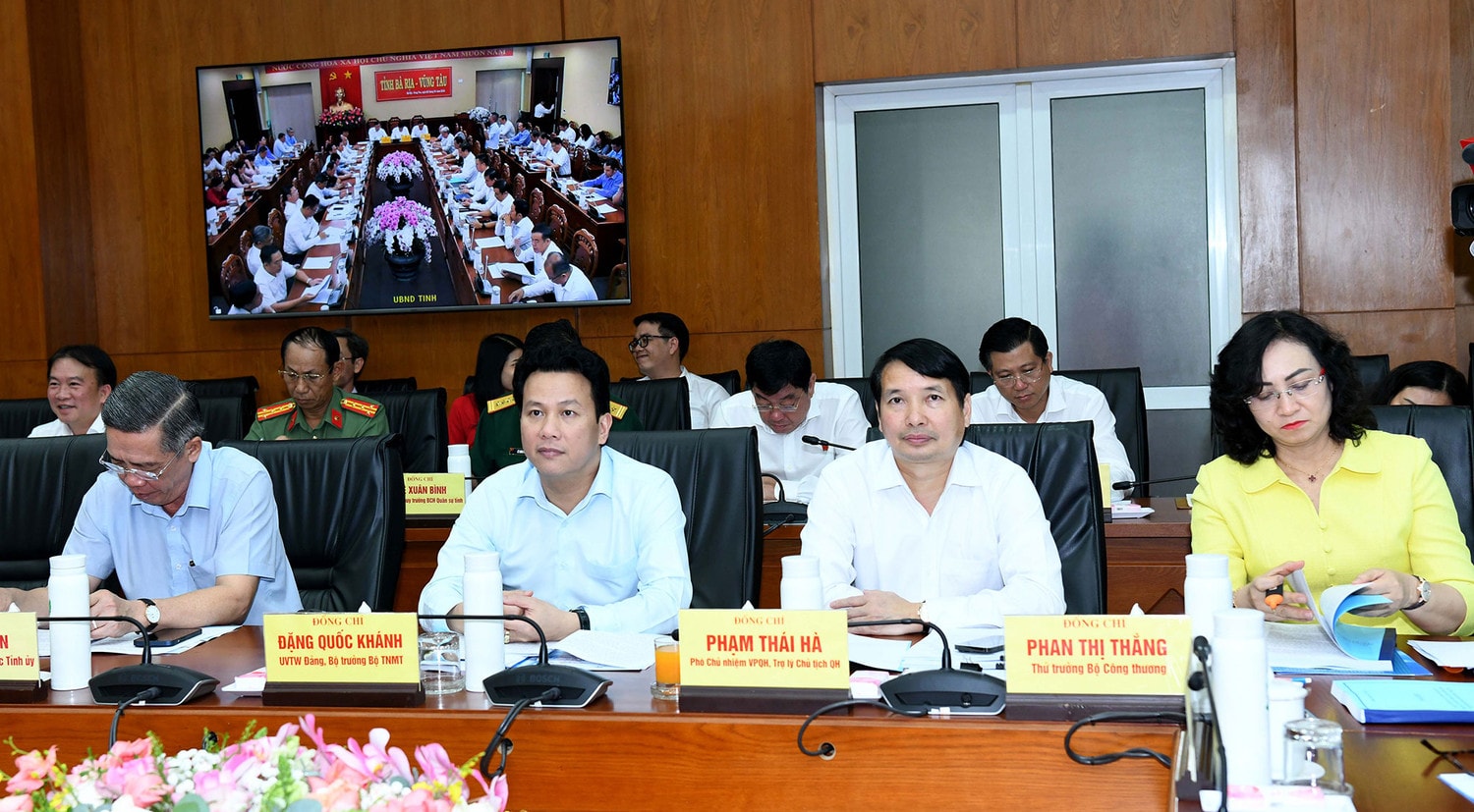 Chủ tịch Quốc hội Vương Đình Huệ làm việc với Ban Thường vụ và lãnh đạo chủ chốt tỉnh Bà Rịa - Vũng Tàu -0