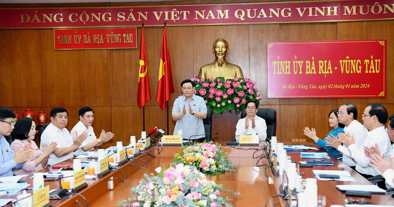 Chủ tịch Quốc hội Vương Đình Huệ làm việc với Ban Thường vụ và lãnh đạo chủ chốt tỉnh Bà Rịa - Vũng Tàu