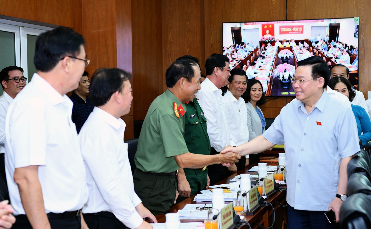 Chủ tịch Quốc hội Vương Đình Huệ làm việc với Ban Thường vụ và lãnh đạo chủ chốt tỉnh Bà Rịa - Vũng Tàu -0