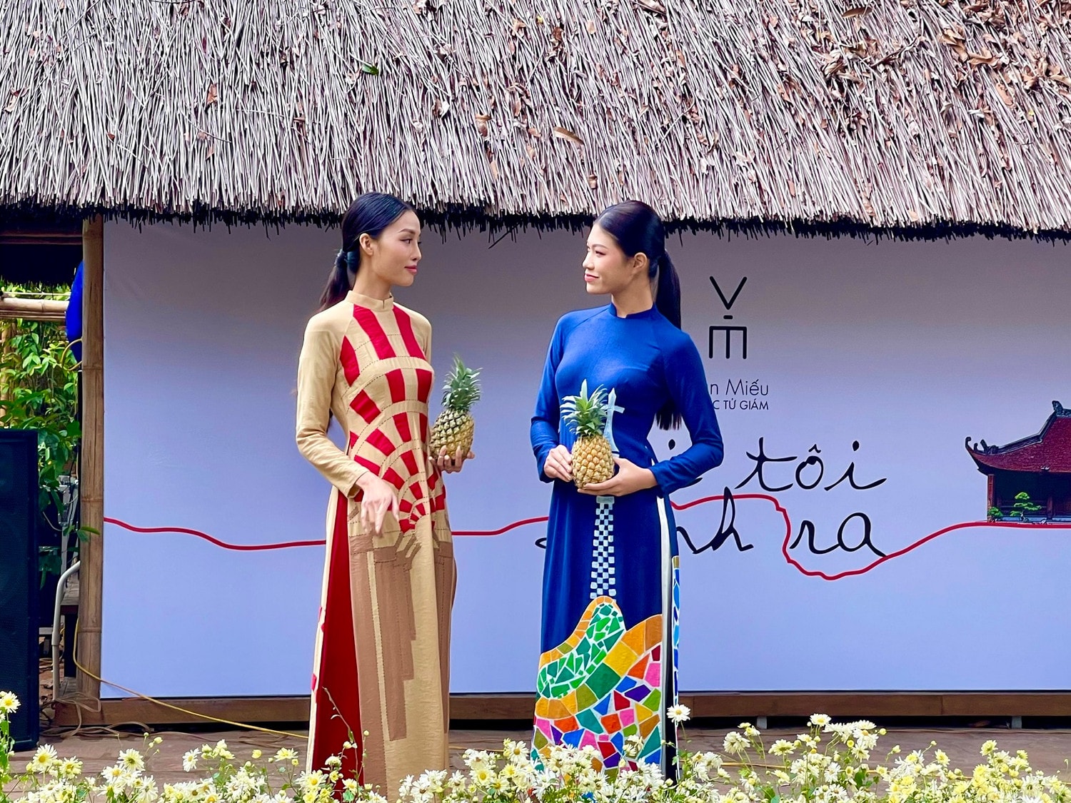 18 nhà thiết kế kể chuyện trở về nơi sinh ra bằng áo dài -0