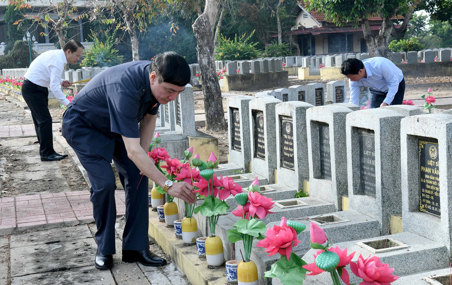 Chủ tịch Quốc hội Vương Đình Huệ làm việc với Ban Thường vụ Tỉnh ủy Tây Ninh -0