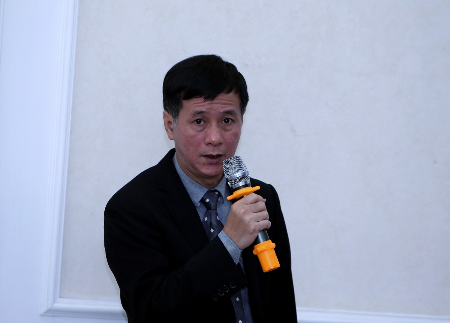 Phó Viện trưởng Viện Kinh tế - Tài chính TS. Nguyễn Đức Độ phát biểu tại hội thảo Kinh tế Việt Nam năm 2024 có nhiều dấu tích cực -0