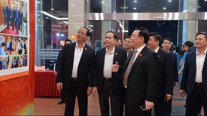Chủ tịch Quốc hội Vương Đình Huệ dự tổng duyệt Lễ trao giải báo chí toàn quốc về Quốc hội và Hội đồng Nhân dân lần thứ hai - 2024