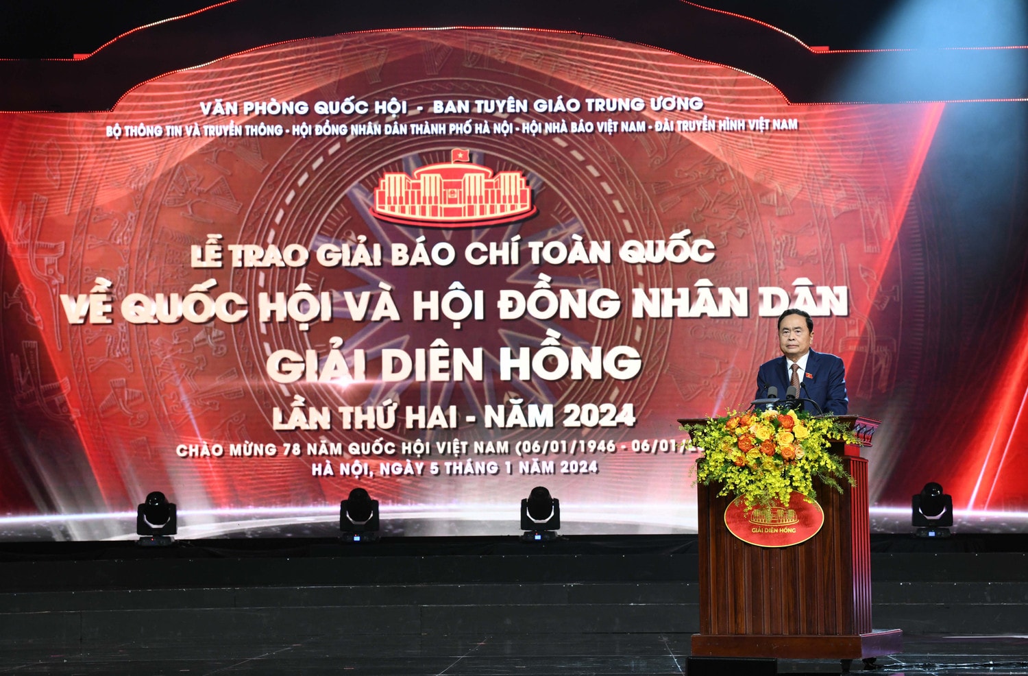 Báo chí tiếp tục khẳng định vai trò là cầu nối giữa “ý Đảng” với “lòng Dân
