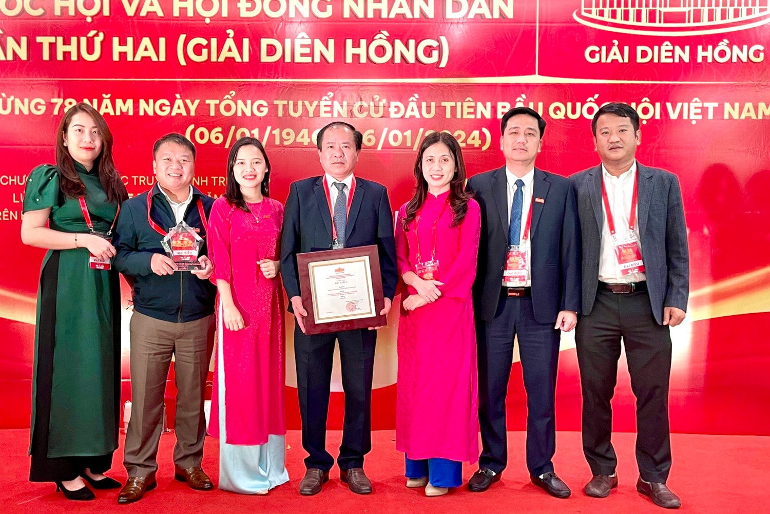 (phát sau Lễ trao giải) Dấu ấn cơ quan dân cử với sự bứt phá vươn lên của Hà Tĩnh -0
