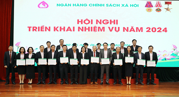 Ngân hàng Chính sách xã hội triển khai nhiệm vụ năm 2024 -5