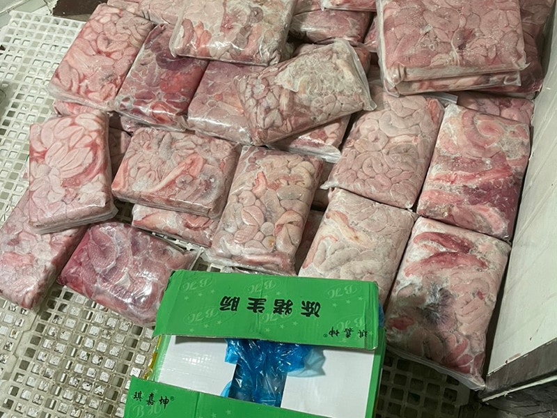 Liên tiếp bắt giữ vụ việc liên quan đến thực phẩm không rõ nguồn gốc -0