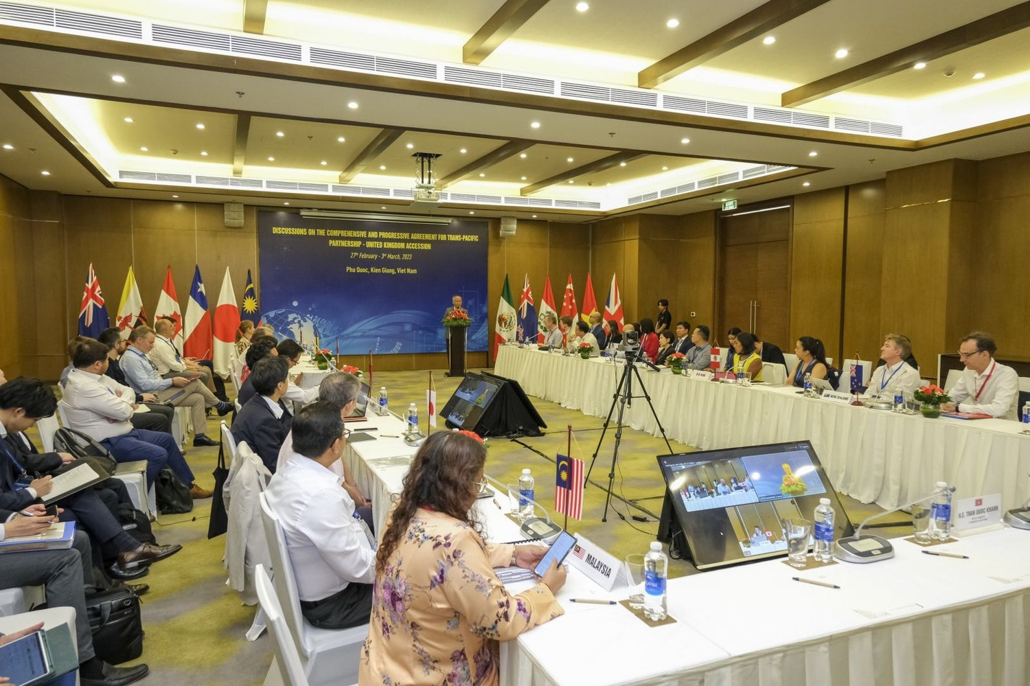 Đại sứ Anh: Chúng ta đã kỷ niệm mối quan hệ 50 năm và dài hơn thế -0