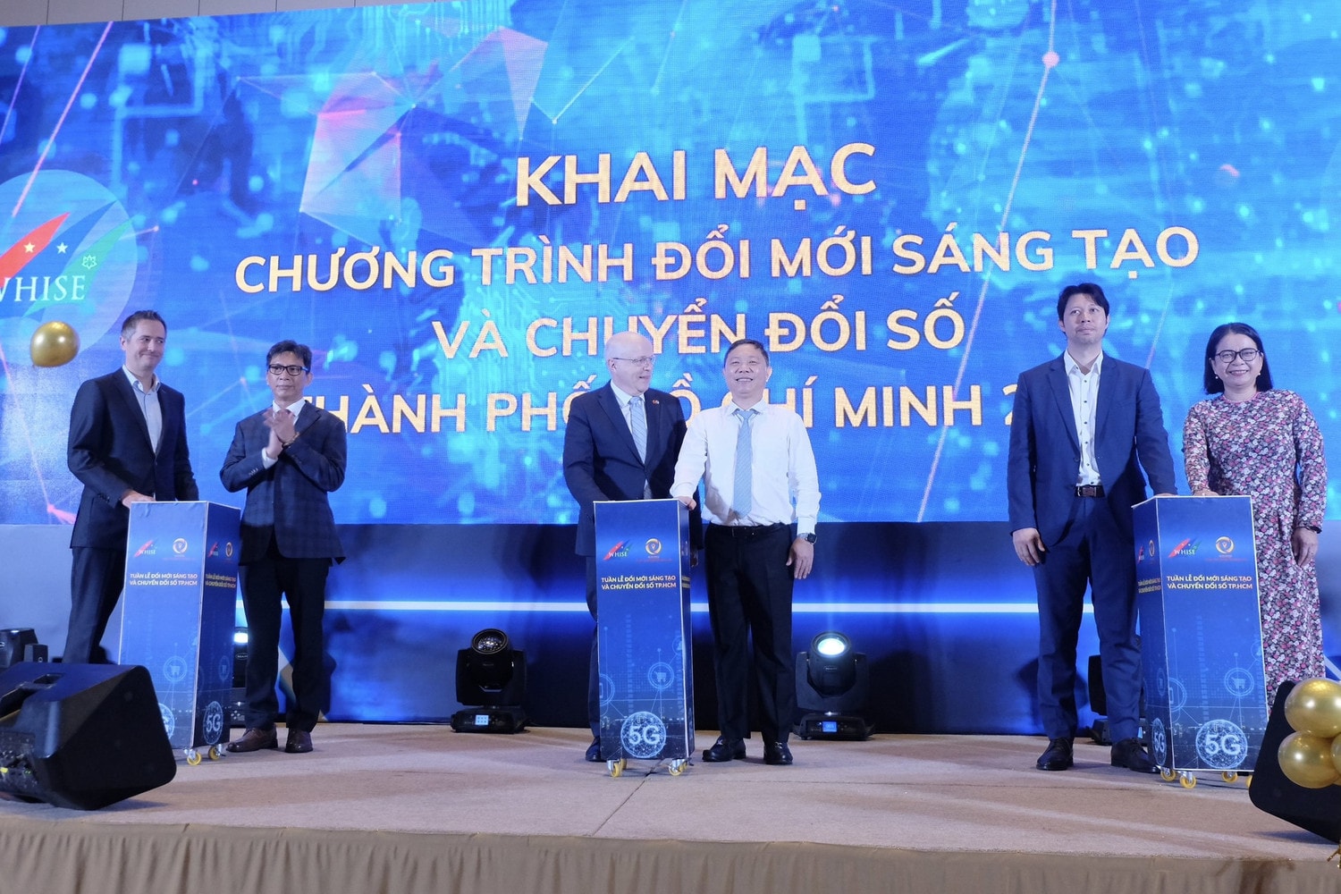 TP. Hồ Chí Minh: Quyết tâm thực hiện hiệu quả Chuyển đổi số và Nghị quyết số 98/2023 của Quốc hội -0
