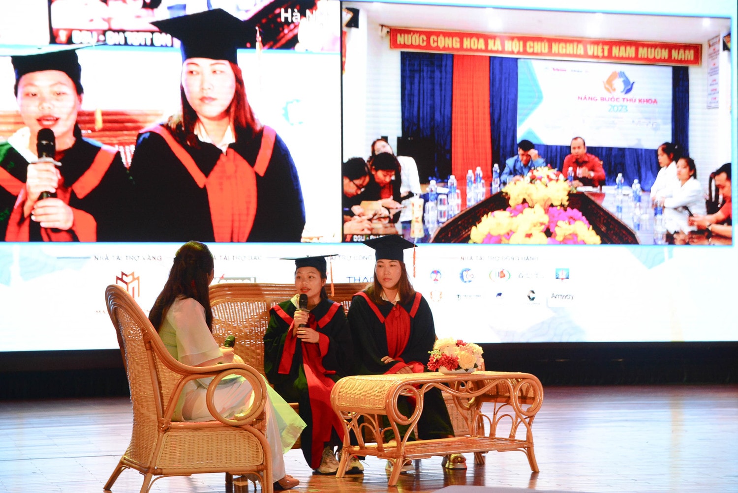 107 sinh viên được trao học bổng 