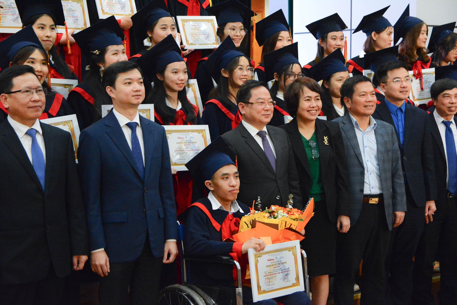 107 sinh viên được trao học bổng 