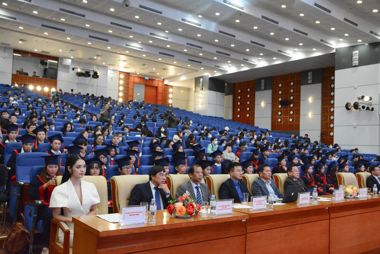 107 sinh viên được trao học bổng 