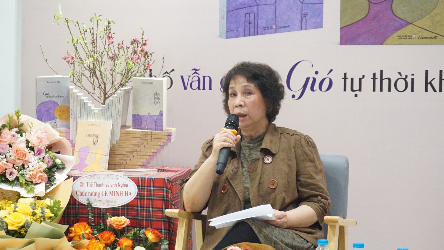 Nhà văn Lê Minh Hà: Vẹn nguyên một Hà Nội -0
