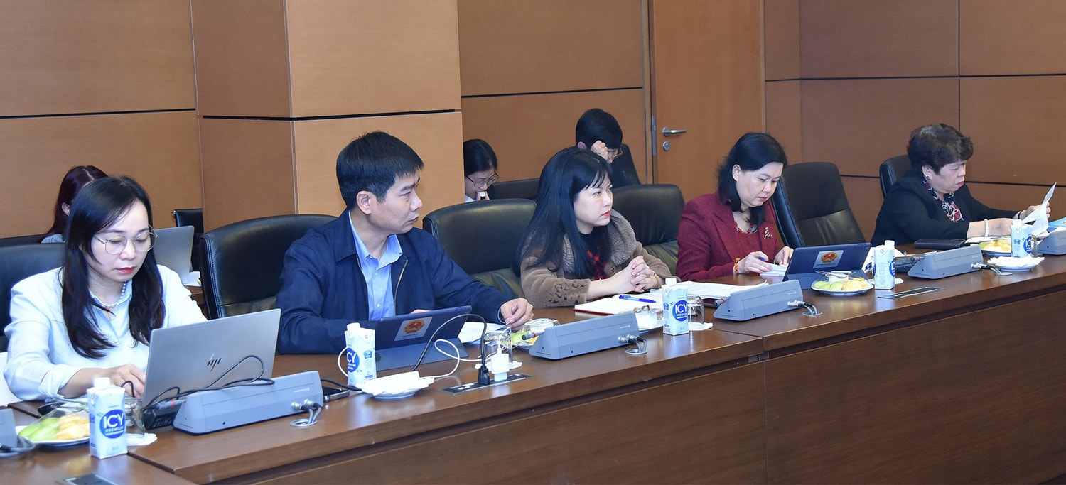 Phó Chủ tịch Thường trực Quốc hội Trần Thanh Mẫn chủ trì làm việc với các cơ quan về hướng dẫn Luật Thi đua, khen thưởng -0