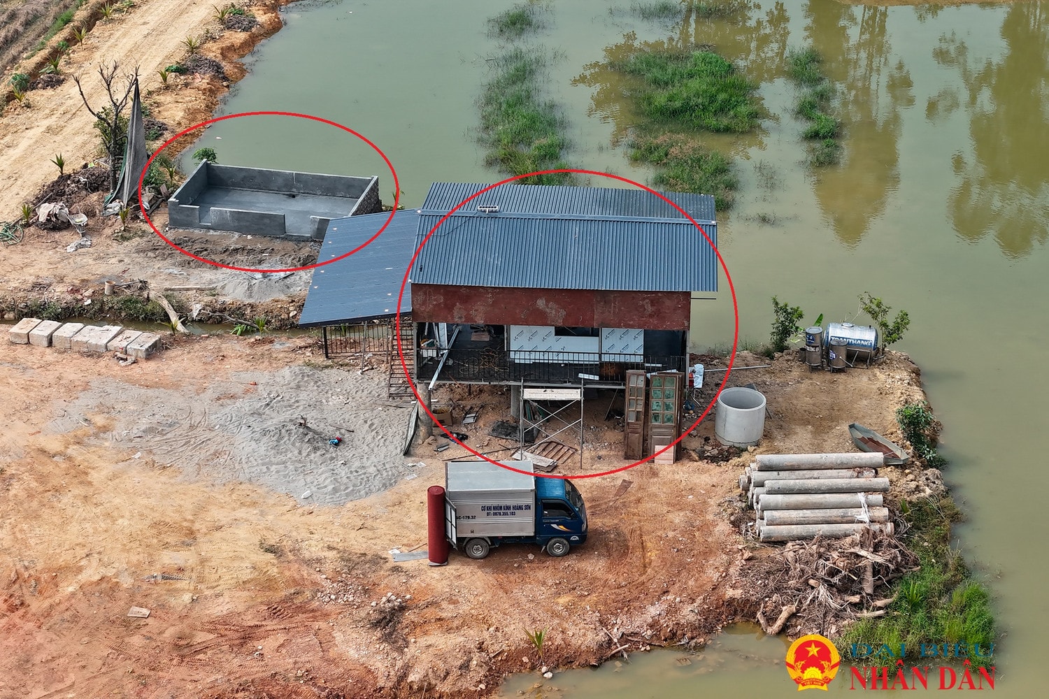 Vụ xây dựng trái phép trên đất nông nghiệp tại xã Minh Trí: Cử tri kêu cứu trang trại nuôi lợn tiếp tục mở rộng gây ô nhiễm môi trường -0