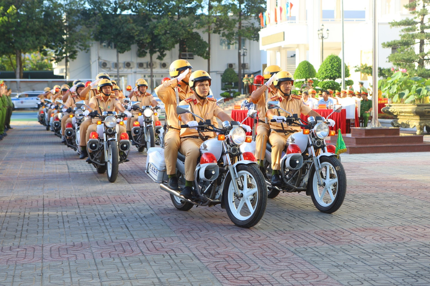 Bình Thuận: Đảm bảo an ninh trật tự, xử lý vi phạm xuyên Tết