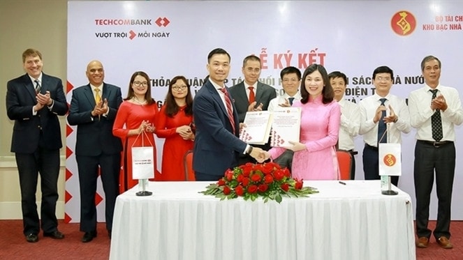 Kho bạc Nhà nước đã phối hợp thanh toán thu ngân sách và thanh toán song phương điện tử với 17 ngân hàng.