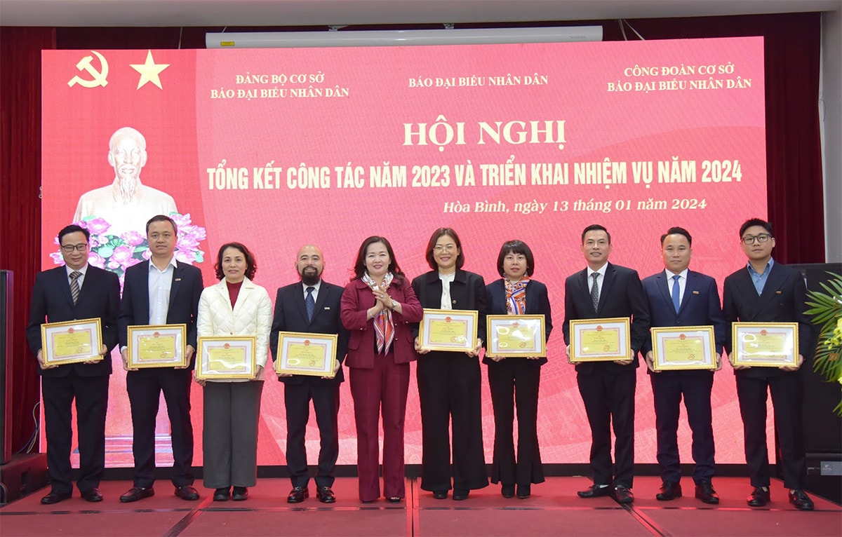 Báo Đại biểu Nhân dân triển khai nhiệm vụ năm 2024 -4