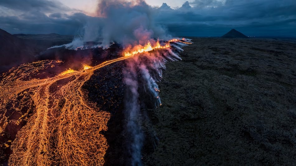 Núi lửa phun trào ở Iceland -0