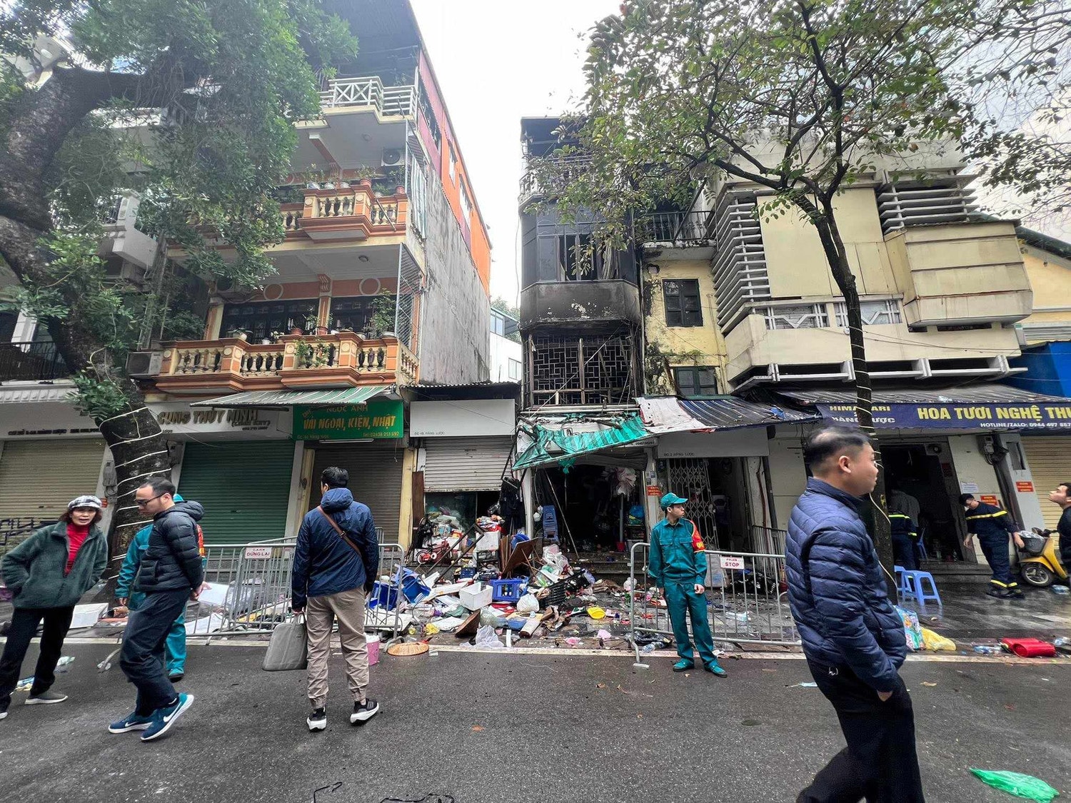 Hà Nội: 4 người tử vong do ngạt khói tại vụ cháy trên phố Hàng Lược, quận Hoàn Kiếm -0
