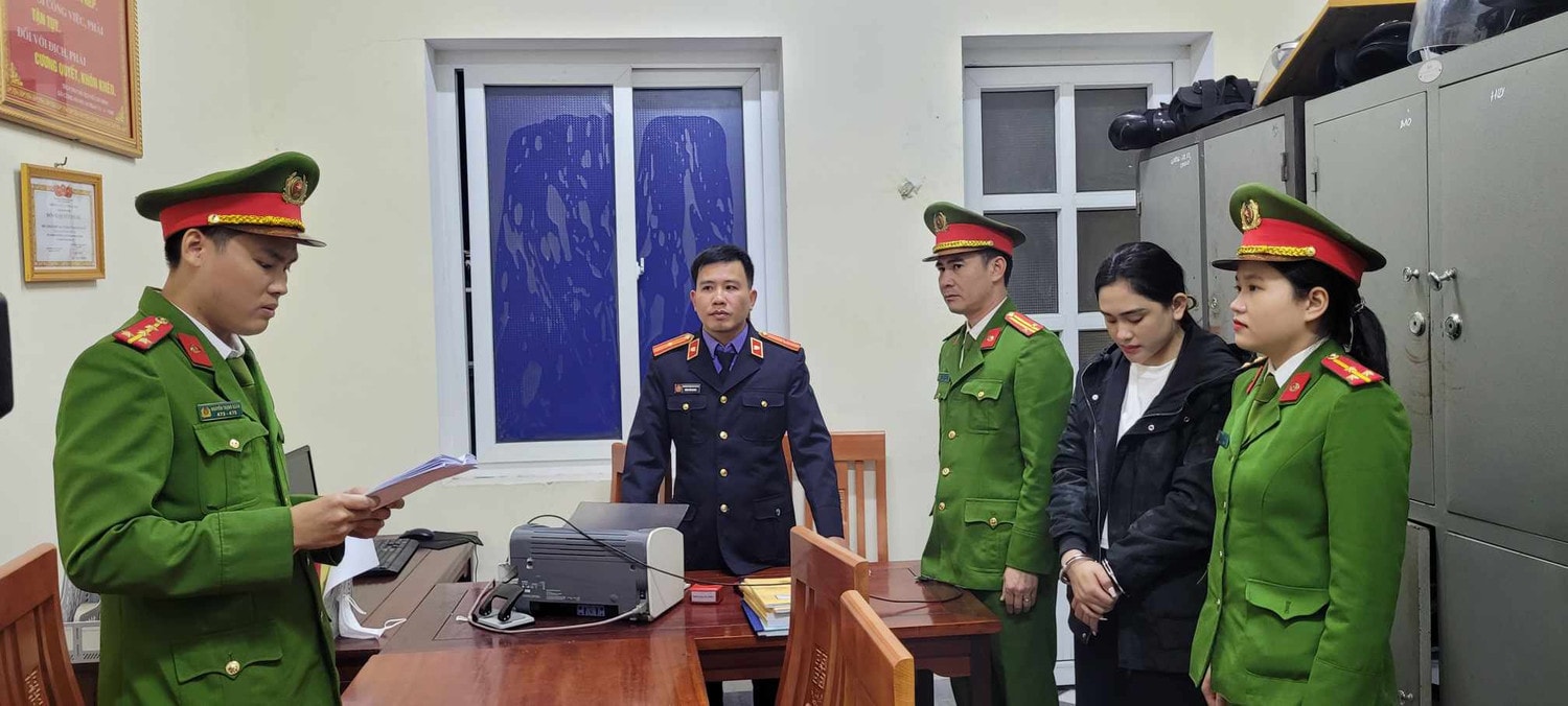 Khởi tố nữ tài xế vi phạm nồng độ cồn lái xe tông 1 người tử vong -0
