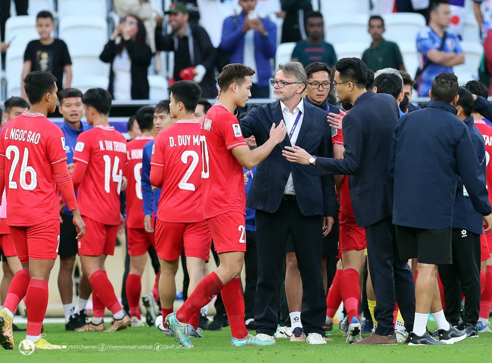 HLV Philippe Troussier: Giữ sự tự tin, tích cực cho trận quyết định gặp Indonesia -0