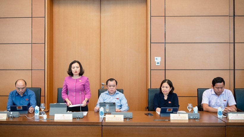  ĐBQH Huỳnh Thị Phúc (đoàn Vũng Tàu) phát biểu tại phiên thảo luận tổ Kỳ họp thứ Sáu, Quốc hội Khóa XV