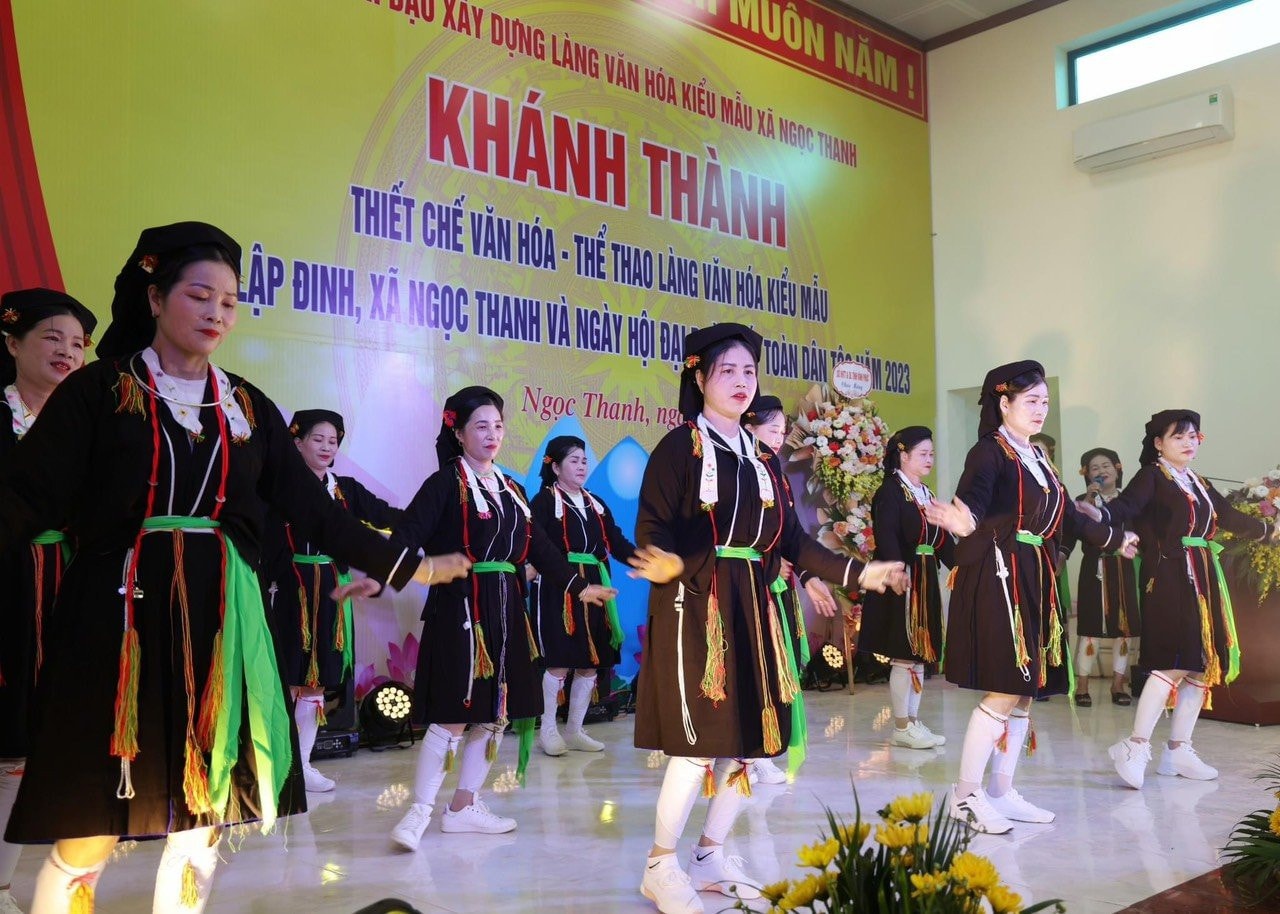 Hát Soọng Cô được biểu diễn nhân dịp sự kiện của địa phương