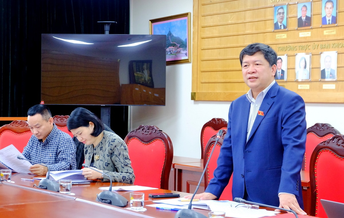Phó Chủ nhiệm Ủy ban Văn hóa, Giáo dục Tạ Văn Hạ chủ trì cuộc họp Sẽ tổ chức Thi tìm hiểu 80 năm Ngày Tổng tuyển cử đầu tiên bầu Quốc hội Việt Nam -1