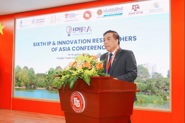 Hơn 200 nhà khoa học, nhà quản lý từ 36 quốc gia tham dự Hội thảo quốc tế IPIRA tại Trường ĐH Ngoại thương -0