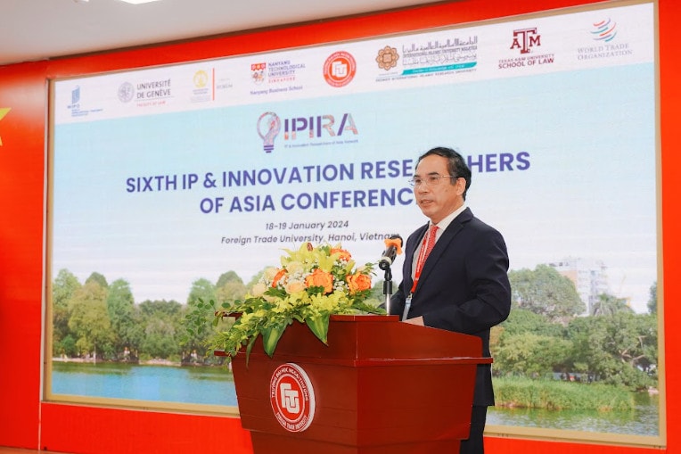 Hơn 200 nhà khoa học, nhà quản lý từ 36 quốc gia tham dự Hội thảo quốc tế IPIRA tại Trường ĐH Ngoại thương -0