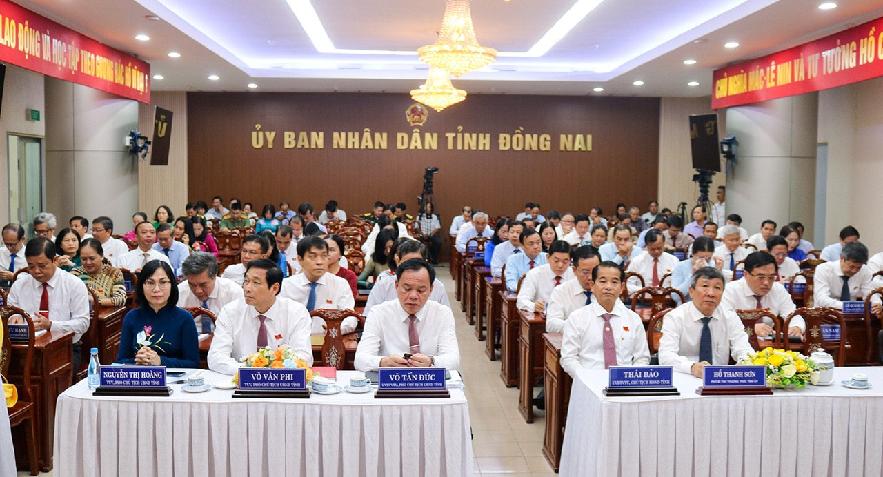 Kỳ họp thứ 15 HĐND tỉnh Đồng Nai khoá X thông qua 6 nghị quyết