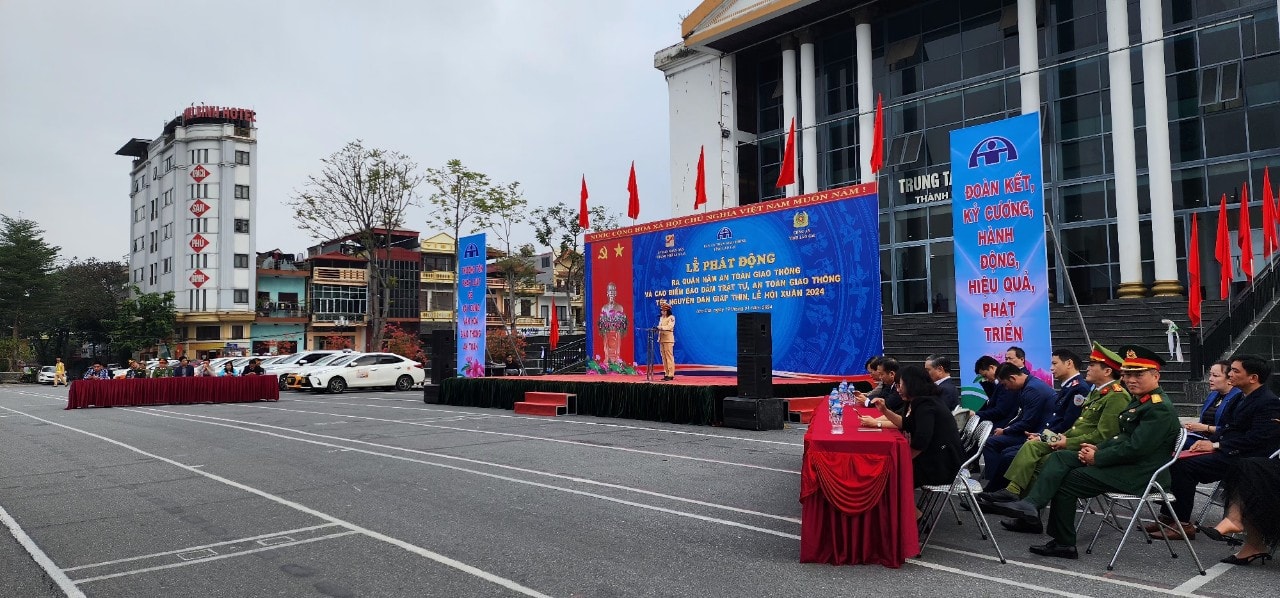Lào Cai: Cả hệ thống chính trị vào cuộc để đảm bảo trật tự, an toàn giao thông -0