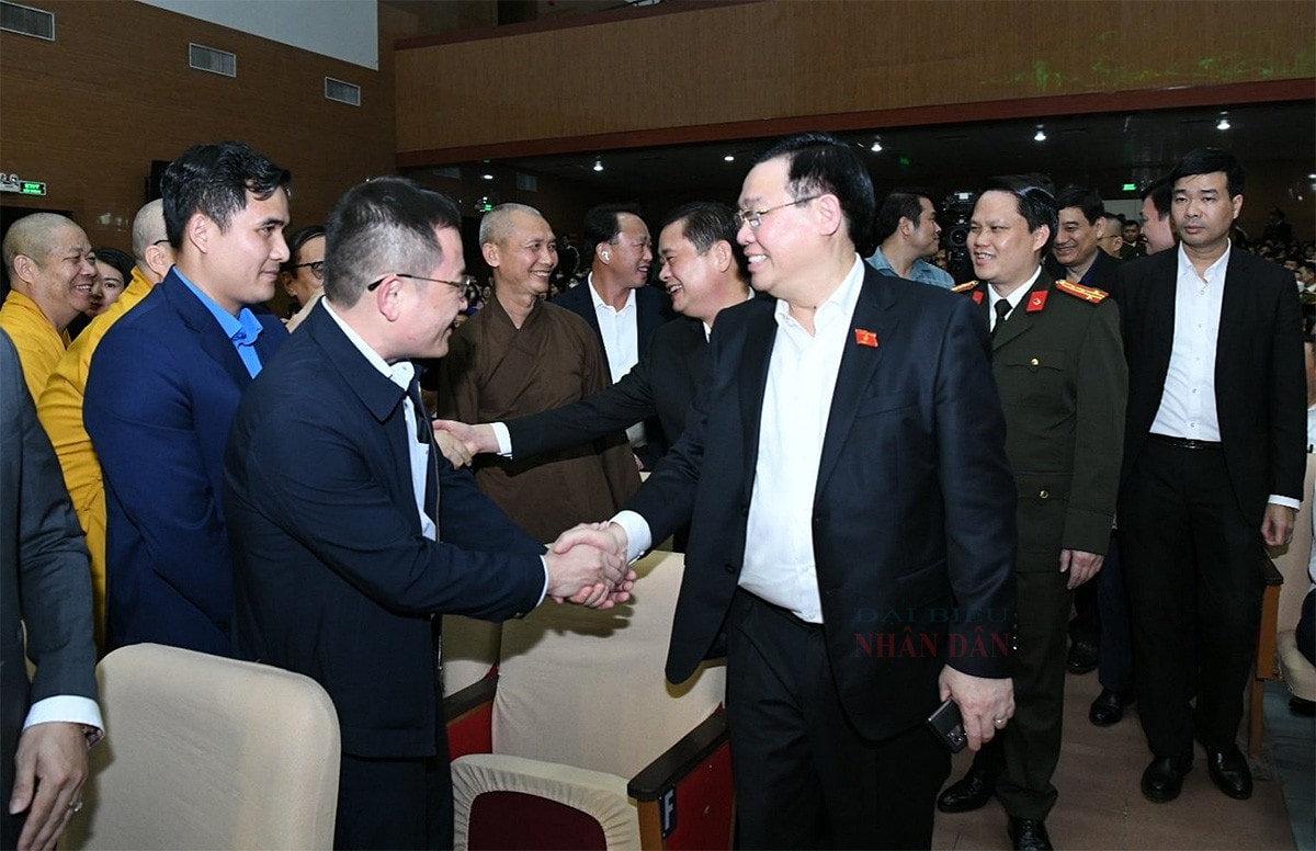 Chủ tịch Quốc hội Vương Đình Huệ dự Chương trình “Tết vì người nghèo –Xuân Giáp Thìn 2024” tại tỉnh Nghệ An -2