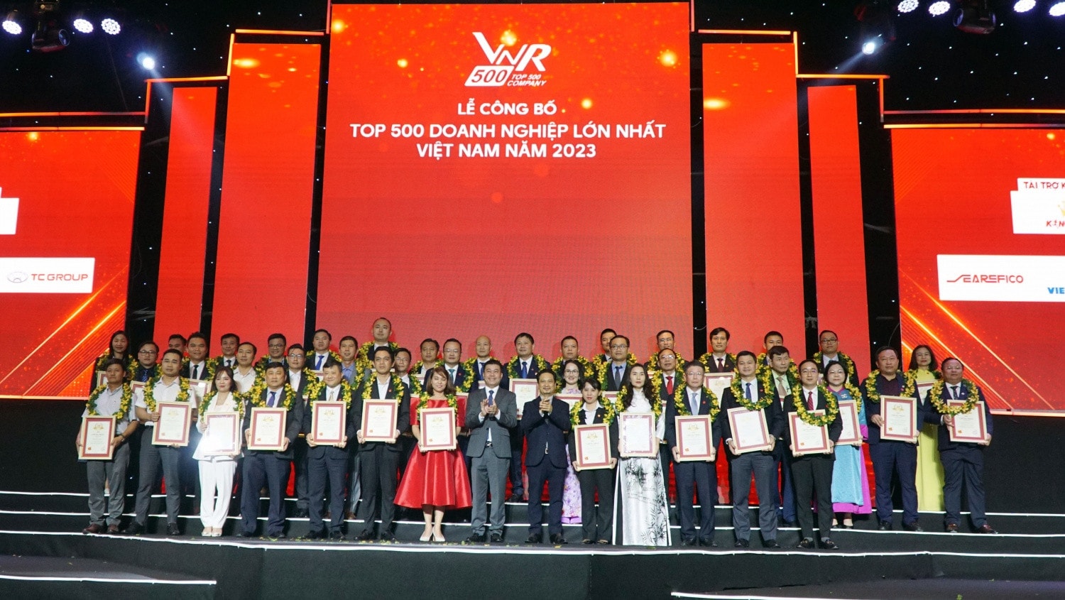 Petrovietnam khẳng định vị trí Top đầu doanh nghiệp lớn nhất Việt Nam -0