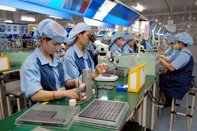 Xuất khẩu máy tính và linh kiện tiếp tục là điểm sáng -0