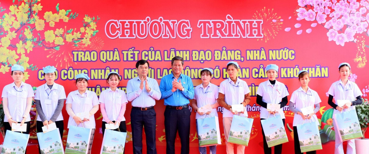 Phó Chủ tịch Quốc hội Nguyễn Khắc Định thăm, chúc Tết tại Ninh Thuận -0