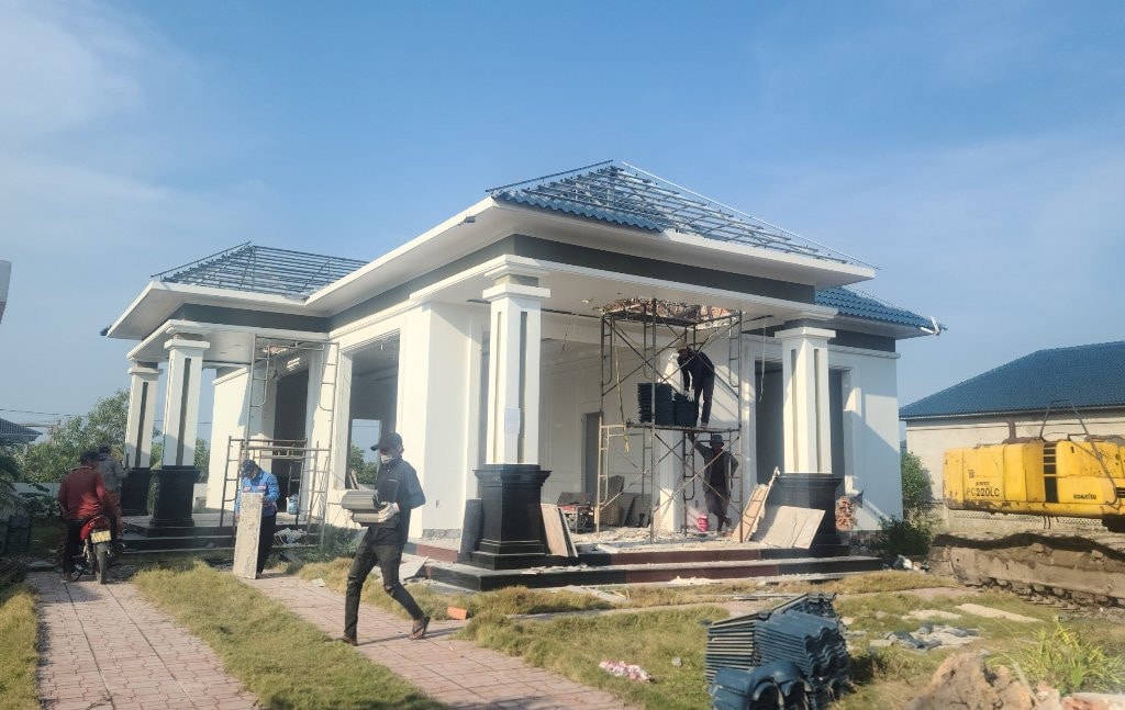 Kiên Giang: Chủ 5 căn biệt thự xây trái phép, tự nguyện tháo dỡ trả đất cho nhà nước